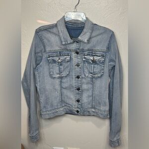 Kut from the Kloth Women’s ‘Amelia’ Light Blue Jean Jacket